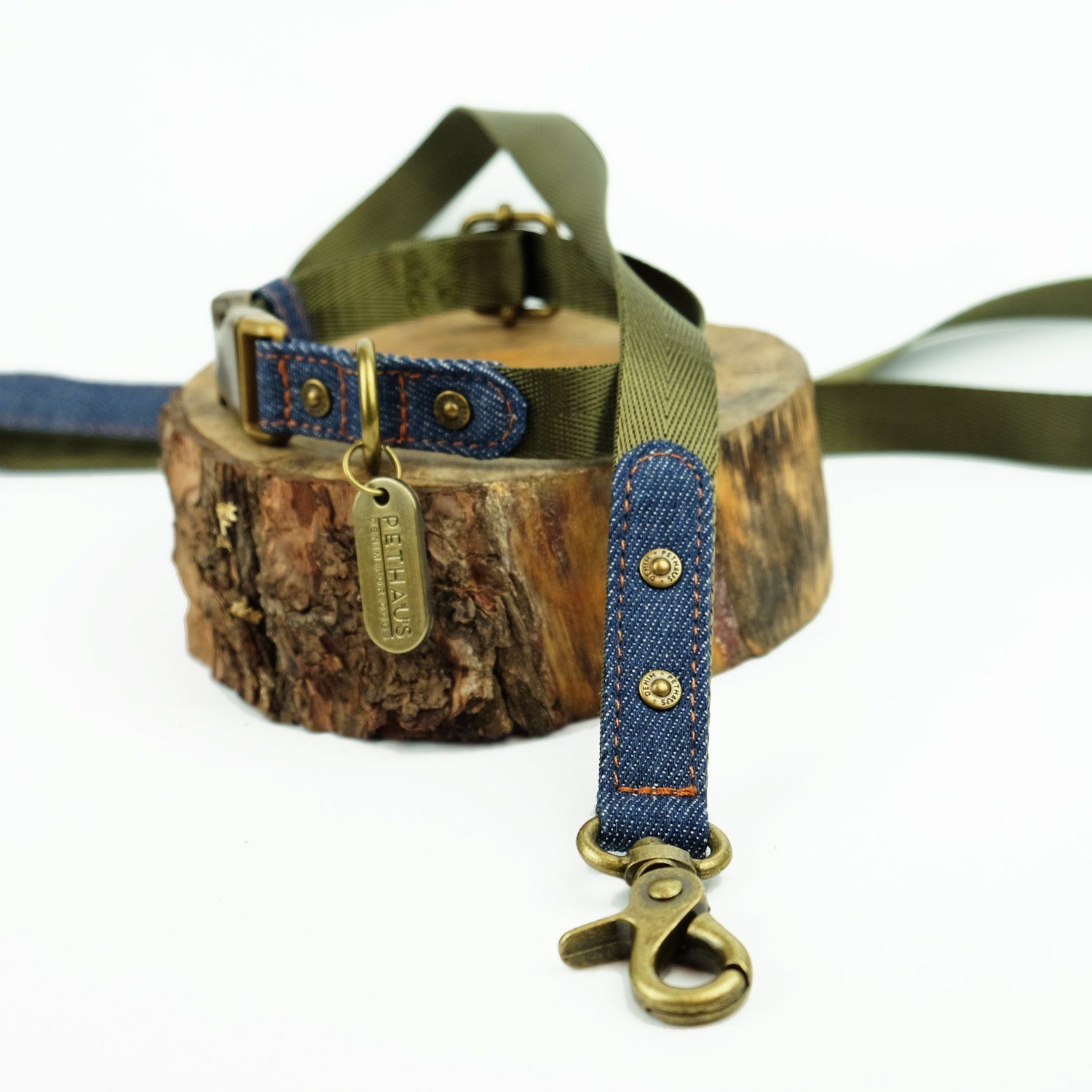 denim dog leash, denim dog lead, olive dog leash, olive dog lead, nylon webbing dog leash, Australian dog leash, pethaus, english toy terrier, designer dog leash